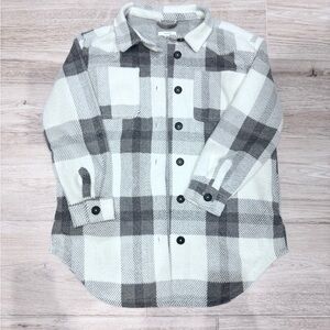 Maurices Gray and White Plaid Shacket
